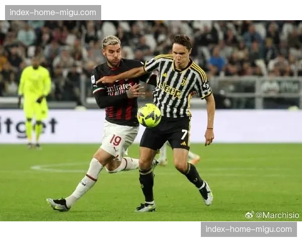 AC米兰对阵尤文图斯,意大利国家德比上演 AC米兰对阵尤文图斯,意大利国家德比上演